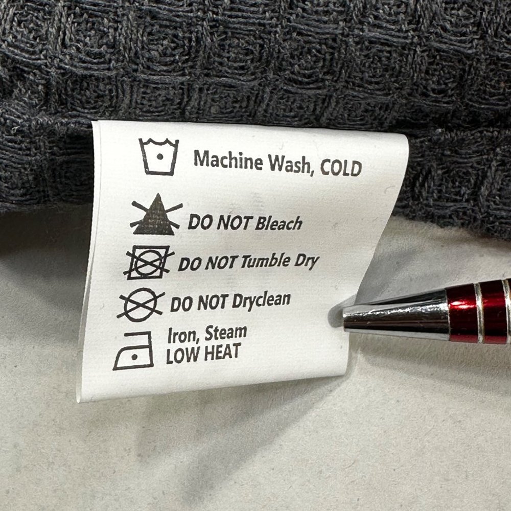 Fabulous Home 2 Pack Christmas Kitchen Towels Red Black Plaid One Plain Black - Picture 7 of 7